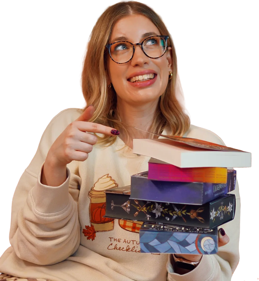Lena mit einem Stapel Bücher